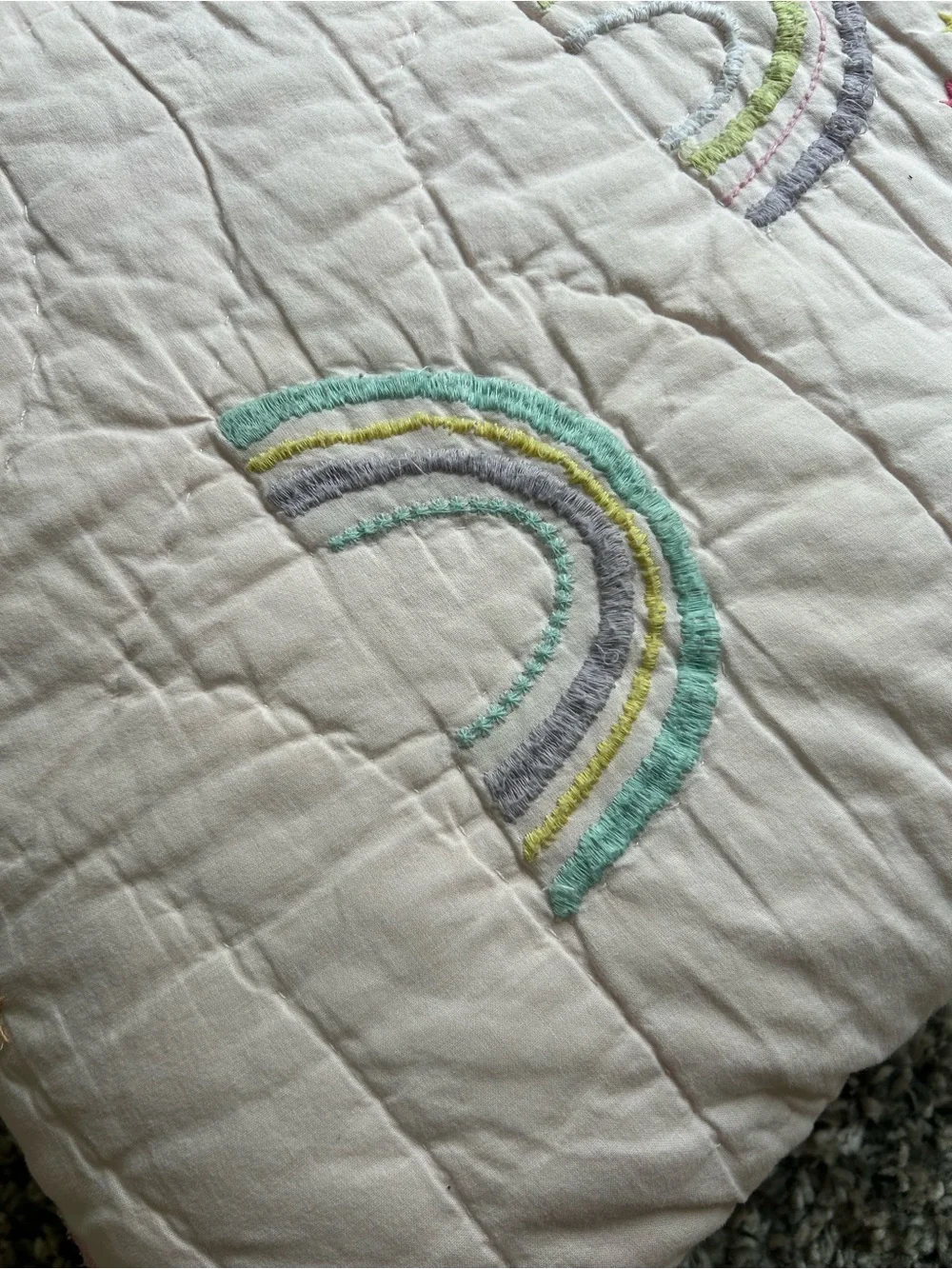 Pottery Barn Kids Queen Rainbow and Stars Embroidered Quilt and Pillow Case